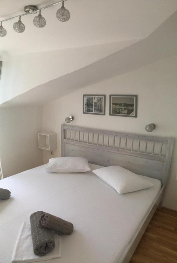 Villa Viden Apartments Tučepi Buitenkant foto
