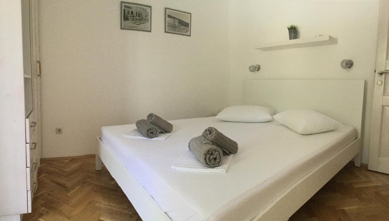 Villa Viden Apartments Tučepi Buitenkant foto