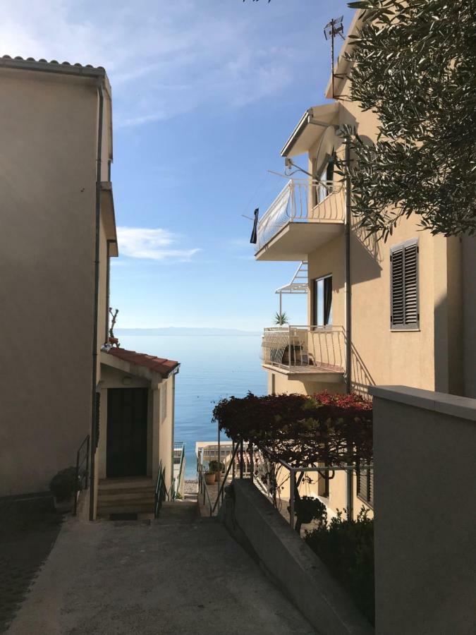 Villa Viden Apartments Tučepi Buitenkant foto